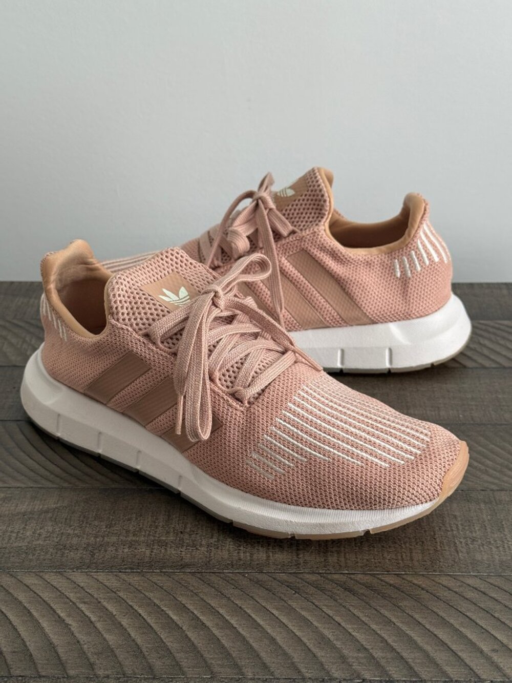 Adidas Swift Run Sneakers Blush Color - Women's Sneakers Size 8